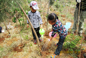 永旺中日友好林千人大型植樹(shù)