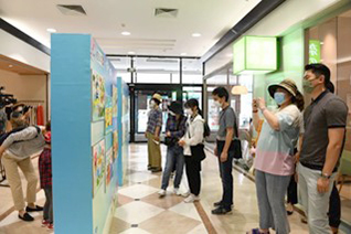 “中日友好小小少年，一起向未來(lái)”主題畫展在青島永旺正式啟幕