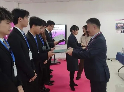 追光而行，筑夢青春 —2023年永旺獎學(xué)金證書頒發(fā)儀式（青島會場）成功舉辦